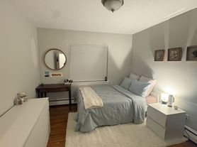 49 Selkirk Rd, Brighton, MA