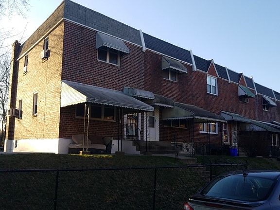 3rd image of 6308 Guyer Ave