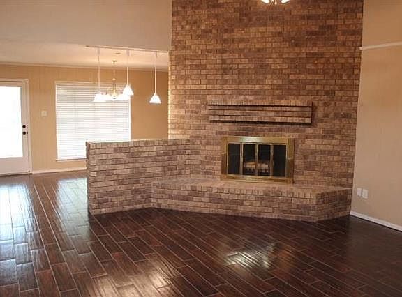 3rd image of 1108 Tulane Dr