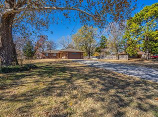 1009 N Sara Rd, Tuttle, OK 73089