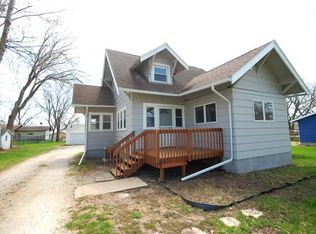 526 E Oak St, Ogden, IA 50212