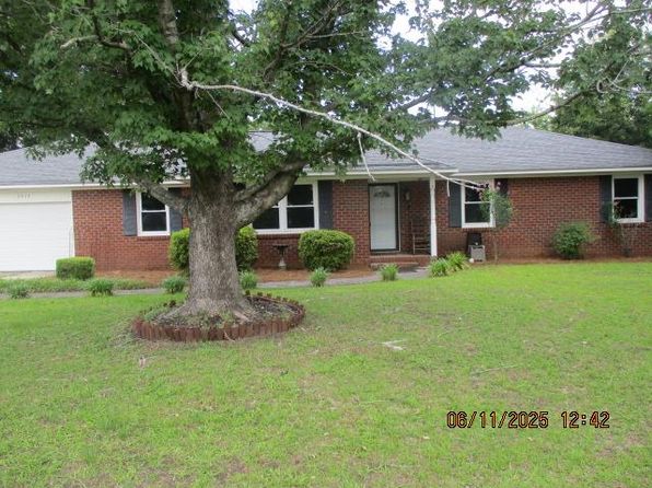 2213 Rolling Hill Ln