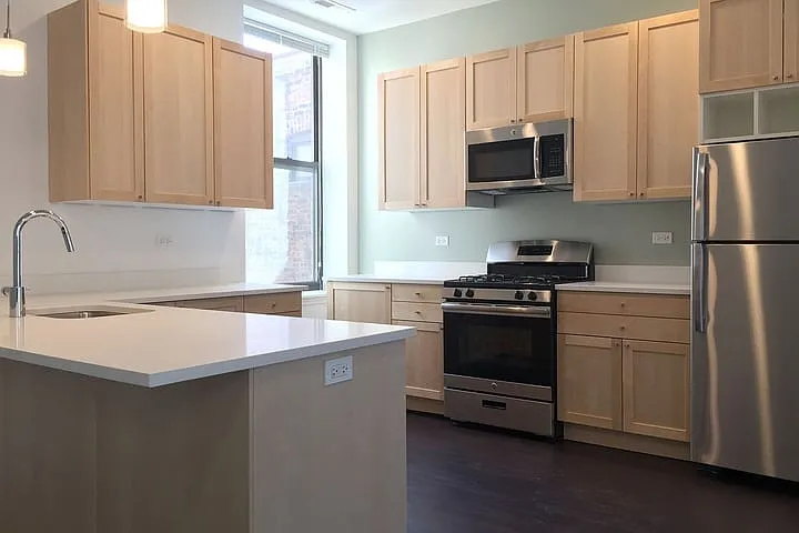 5507-5509 S. Hyde Park Boulevard — Photo 9