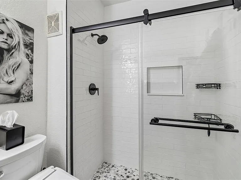 728 Coral Reef Dr #728 — Photo 17