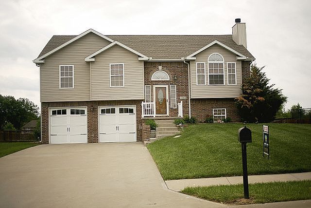 1914 Country Ridge Dr