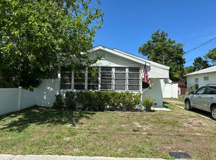 1355 Hiawatha Ave, Holly Hill, FL 32117