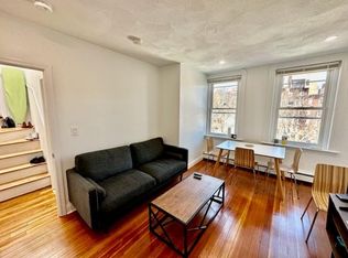 122 Prince St #4, Boston, MA 02113
