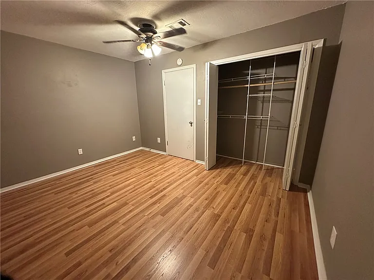 4345 Carter Creek Pkwy #6 — Photo 13