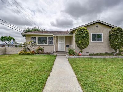 538 S Raitt St, Santa Ana, CA, 92703