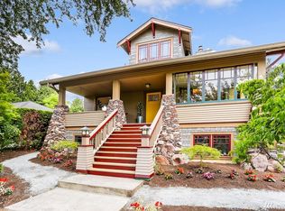 220 10th Ave, Kirkland, WA 98033