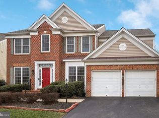 8992 Birch Bay Cir, Lorton, VA 22079