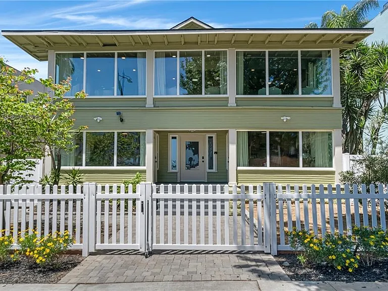 1123 E Ocean Blvd #D — Photo 21