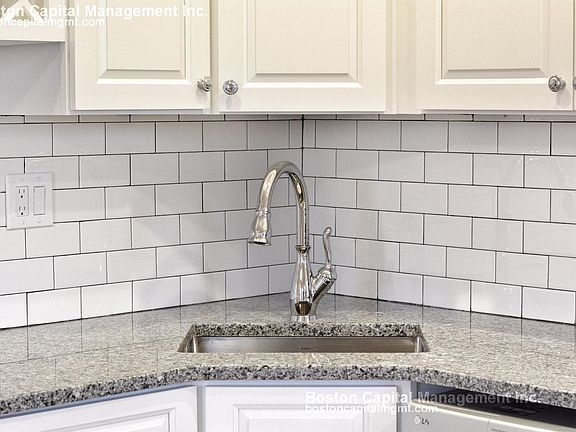 3rd image of 57 W 7th St APT 3