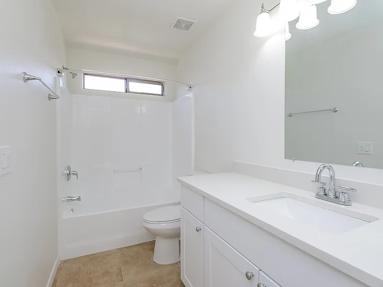 7537 W Georgia Ave — Photo 11