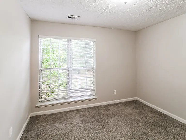 850 Chaseridge Dr — Photo 12