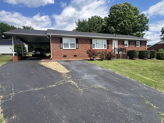 2nd image of 105 Tollgate Rd