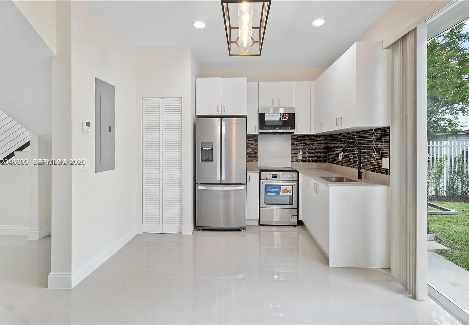 North Miami Estates — Photo 4