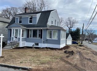 18 Victory St, Bridgeport, CT 06606