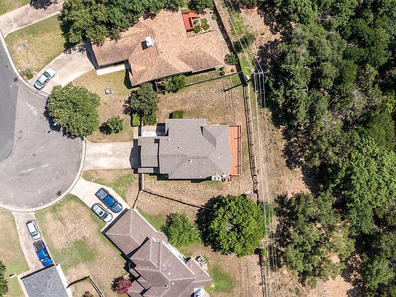 4th image of 3011 Wadsworth Way