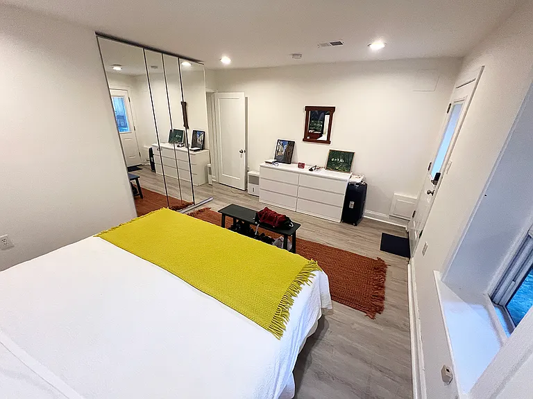 53 R St NW #B — Photo 18