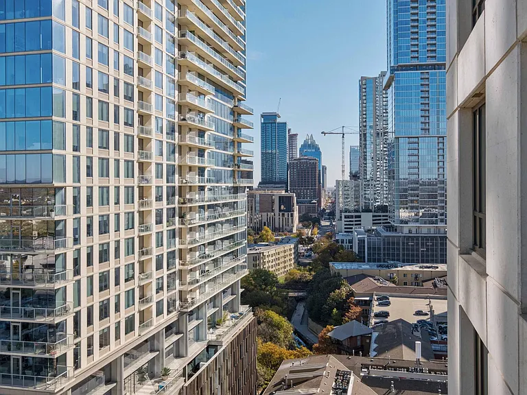 300 Bowie St #1808 — Photo 19