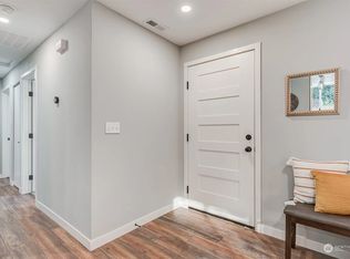 22319 18th Ave SE, Bothell, WA 98021