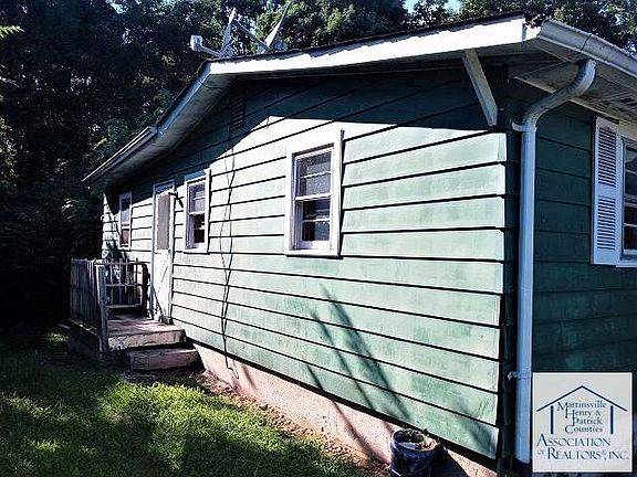 4th image of 107 Dunlap St
