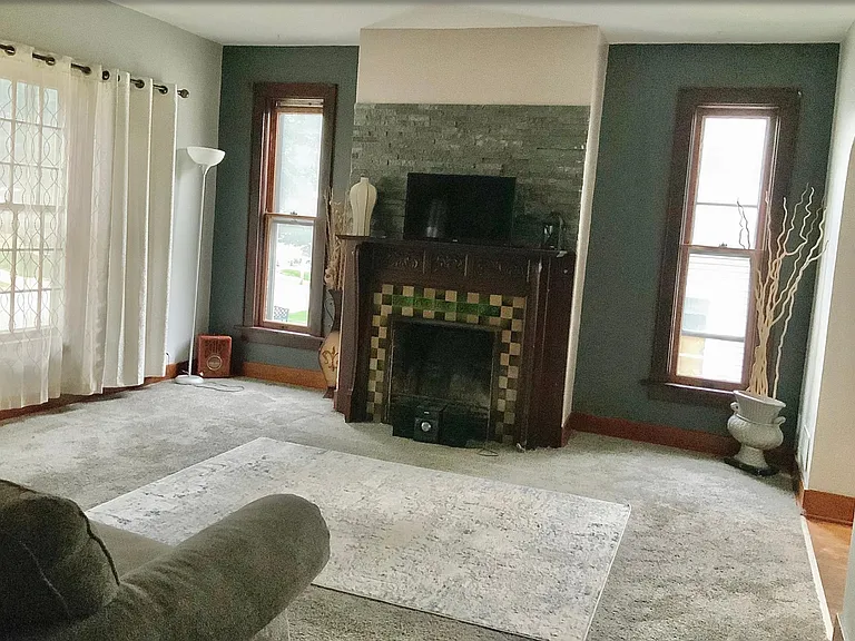 946 Oakland Ave #LOWER — Photo 4