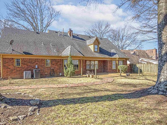 4th image of 3078 Mon Cheri Ln