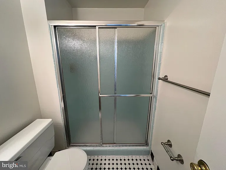 5566 Burnside Dr — Photo 21