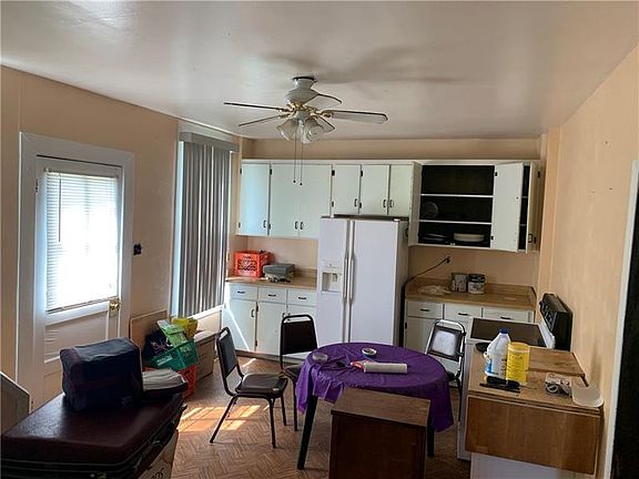 3rd image of 231 Styche St