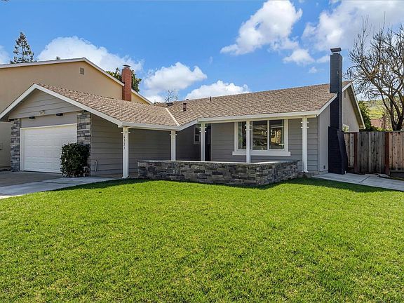 2nd image of 6323 Solano Dr
