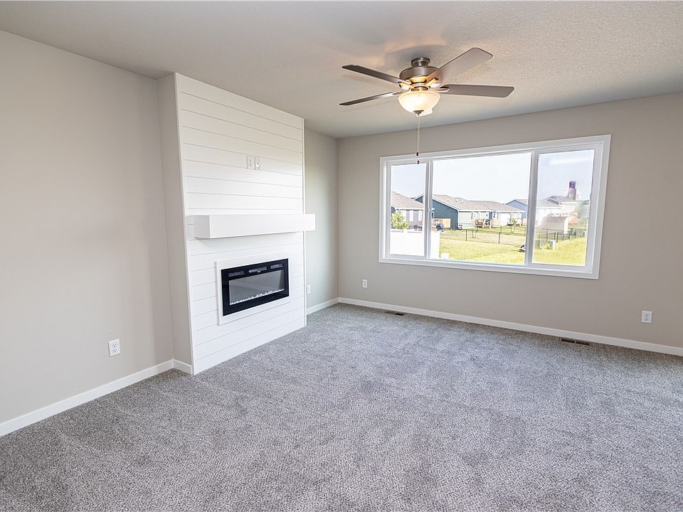 4422 NW 13th St, Ankeny, IA 50023 Zillow