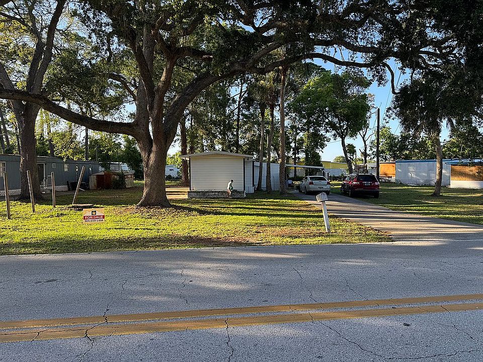 1st image of 554 Commonwealth Blvd