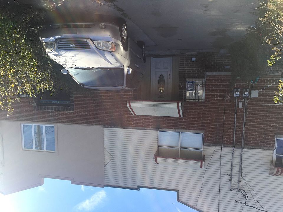 2nd image of 2699 W 36th St