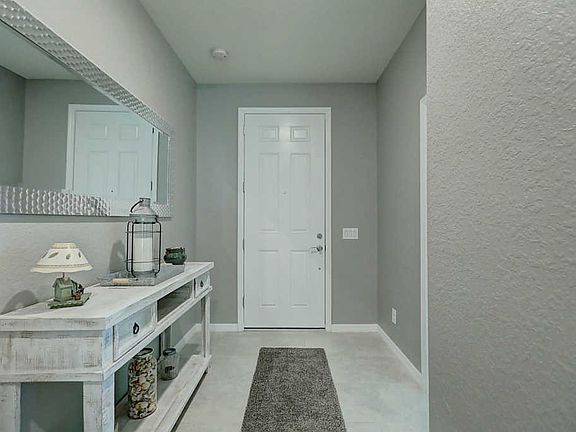 5th image of 839 SE Villandry Way