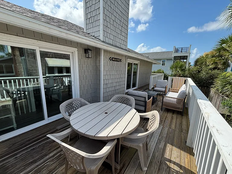 113 Elizabeth Pl — Photo 8