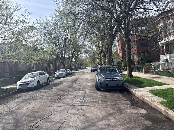 4th image of 7641 S Sangamon St