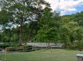 1017 Riverbend Club Dr SE, Atlanta, GA 30339