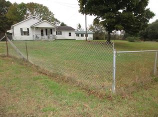 755 Pt Mason Rd, Big Sandy, TN 38221