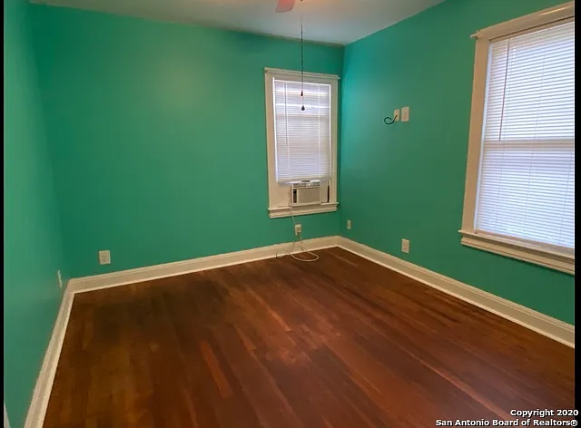 1130 Sims Ave — Photo 10