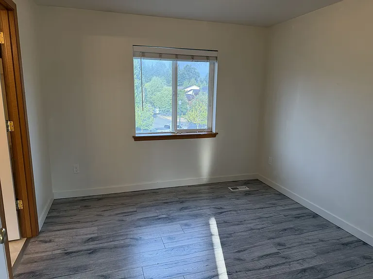 25526 159th Ct SE — Photo 15