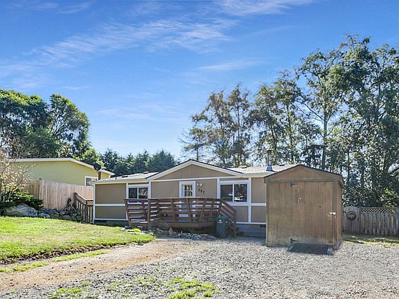 2nd image of 597 Salal St