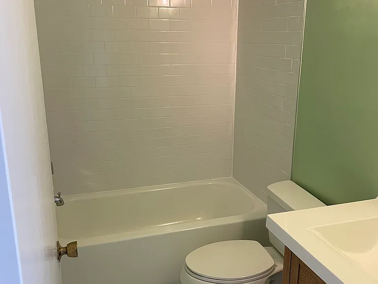 6320 Bentham Ct — Photo 9