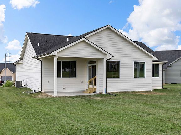 4th image of 1324 Lincoln Ct