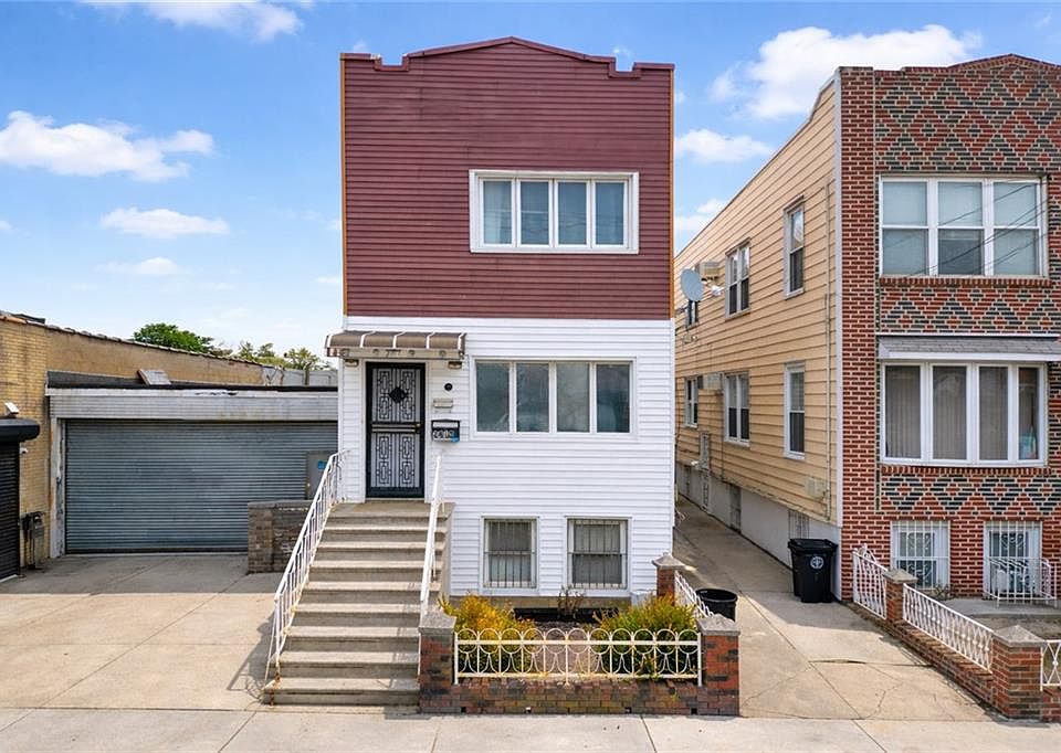 1st image of 2419 W 3rd St