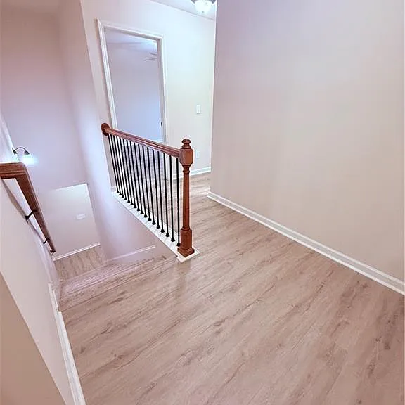 3282 Brockenhurst Dr — Photo 13