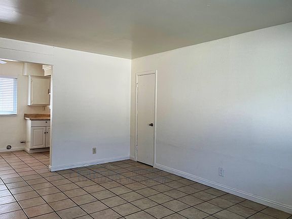 4th image of 571 W 4th St #2
