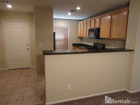 4th image of 1195 Golden Apple St