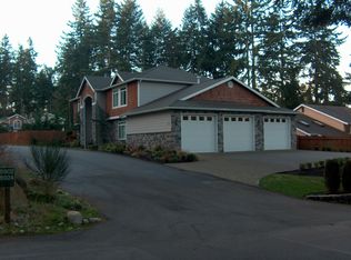 8928 196th St SW, Edmonds, WA 98026